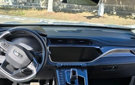 Geely Atlas, 2023 год, 2 250 000 рублей, 3 фотография