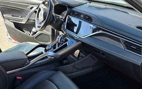 Geely Atlas, 2023 год, 2 250 000 рублей, 4 фотография