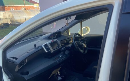 Honda Freed I, 2012 год, 1 050 000 рублей, 6 фотография