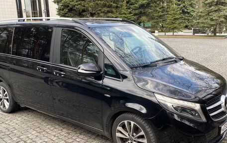 Mercedes-Benz V-Класс, 2015 год, 4 000 000 рублей, 2 фотография