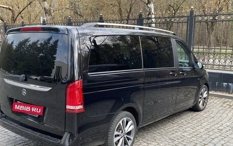 Mercedes-Benz V-Класс, 2015 год, 4 000 000 рублей, 4 фотография