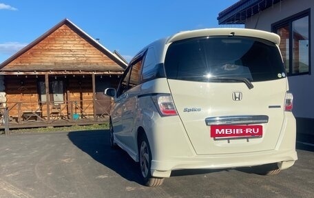 Honda Freed I, 2012 год, 1 050 000 рублей, 4 фотография