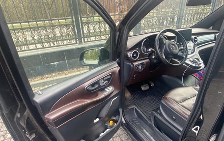 Mercedes-Benz V-Класс, 2015 год, 4 000 000 рублей, 5 фотография