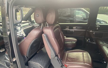 Mercedes-Benz V-Класс, 2015 год, 4 000 000 рублей, 7 фотография