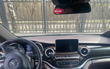 Mercedes-Benz V-Класс, 2015 год, 4 000 000 рублей, 8 фотография