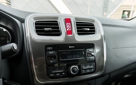 Renault Logan II, 2020 год, 1 285 000 рублей, 10 фотография