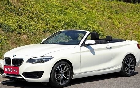 BMW 2 серия F22, 2018 год, 2 000 000 рублей, 1 фотография