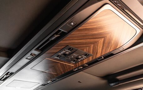 Lexus LM, 2025 год, 16 900 000 рублей, 18 фотография