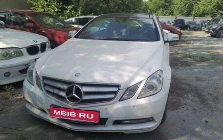 Mercedes-Benz E-Класс, 2011 год, 1 100 000 рублей, 1 фотография