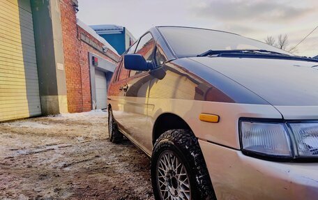 Nissan Prairie III, 1989 год, 300 000 рублей, 4 фотография