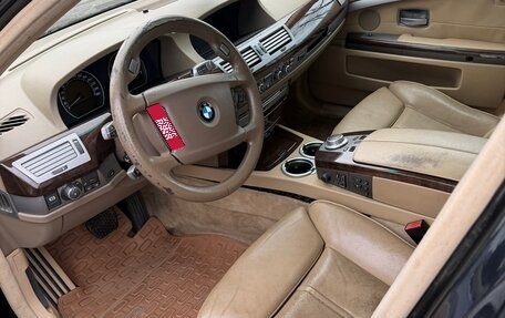 BMW 7 серия, 2005 год, 550 000 рублей, 1 фотография