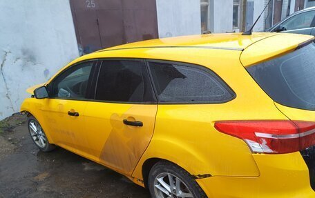 Ford Focus III, 2015 год, 355 000 рублей, 3 фотография