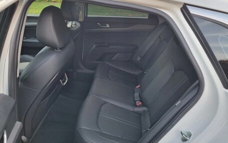 KIA K5, 2021 год, 2 600 000 рублей, 19 фотография