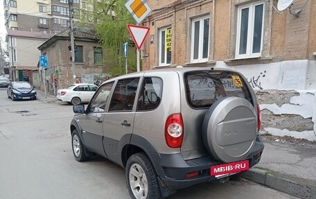 Chevrolet Niva I рестайлинг, 2012 год, 580 000 рублей, 3 фотография