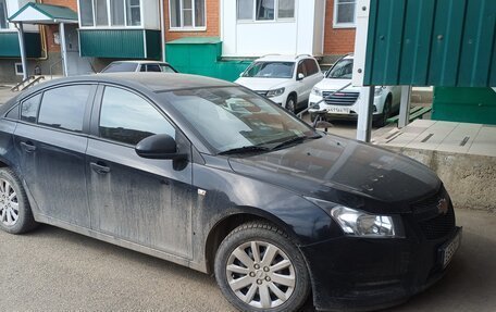 Chevrolet Cruze II, 2010 год, 550 000 рублей, 3 фотография