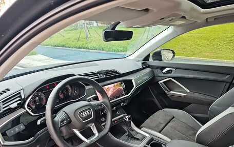 Audi Q3, 2023 год, 2 650 000 рублей, 7 фотография