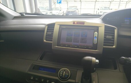 Honda Freed I, 2014 год, 900 000 рублей, 11 фотография