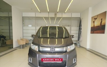 Honda Freed I, 2014 год, 900 000 рублей, 2 фотография