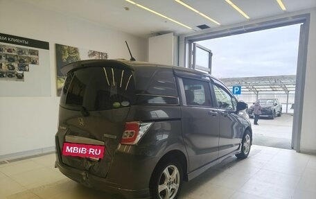 Honda Freed I, 2014 год, 900 000 рублей, 4 фотография