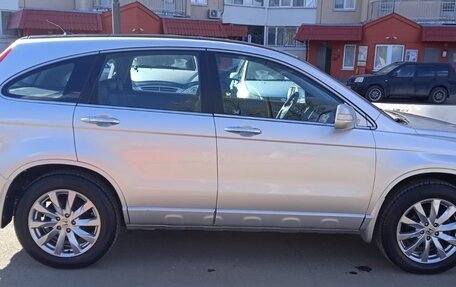 Honda CR-V III рестайлинг, 2010 год, 2 300 000 рублей, 4 фотография