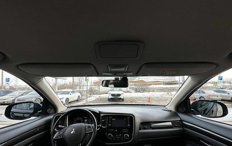 Mitsubishi Outlander III рестайлинг 3, 2017 год, 1 800 000 рублей, 27 фотография