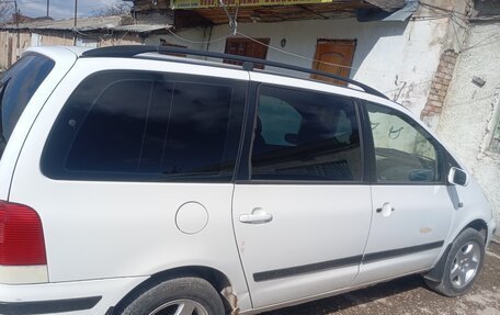 Volkswagen Sharan I рестайлинг, 2001 год, 325 000 рублей, 2 фотография
