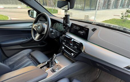 BMW 5 серия, 2018 год, 4 490 000 рублей, 12 фотография