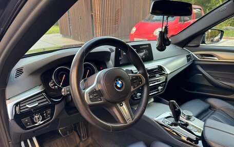 BMW 5 серия, 2018 год, 4 490 000 рублей, 17 фотография