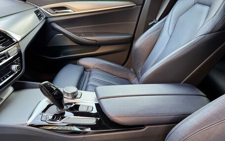 BMW 5 серия, 2018 год, 4 490 000 рублей, 19 фотография