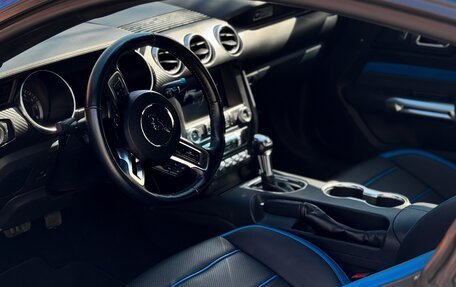 Ford Mustang VI рестайлинг, 2019 год, 2 980 000 рублей, 4 фотография