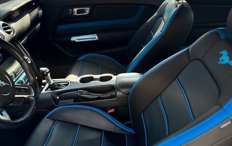 Ford Mustang VI рестайлинг, 2019 год, 2 980 000 рублей, 5 фотография