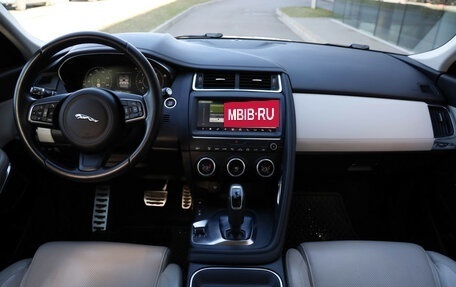 Jaguar E-Pace, 2019 год, 3 149 000 рублей, 8 фотография