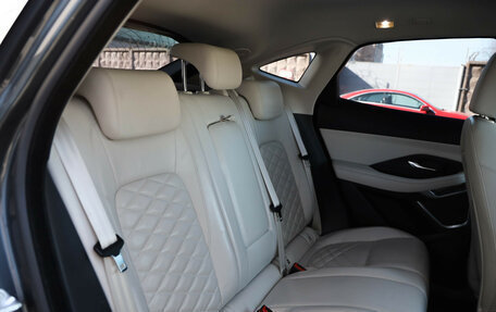 Jaguar E-Pace, 2019 год, 3 149 000 рублей, 19 фотография