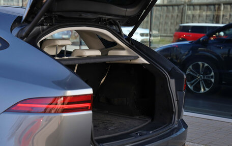 Jaguar E-Pace, 2019 год, 3 149 000 рублей, 23 фотография