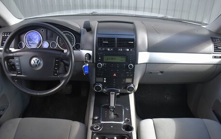 Volkswagen Touareg III, 2005 год, 539 888 рублей, 11 фотография