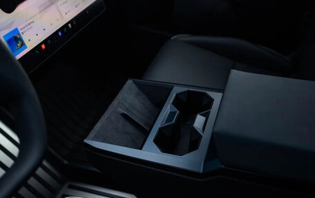 Tesla Cybertruck, 2026 год, 24 000 000 рублей, 6 фотография