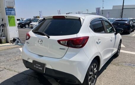 Mazda Demio IV, 2015 год, 780 000 рублей, 5 фотография