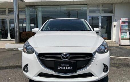 Mazda Demio IV, 2015 год, 780 000 рублей, 2 фотография