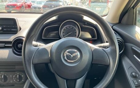 Mazda Demio IV, 2015 год, 780 000 рублей, 10 фотография