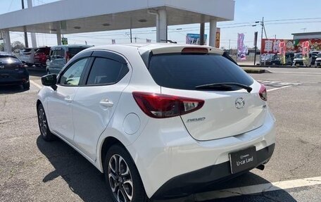 Mazda Demio IV, 2015 год, 780 000 рублей, 7 фотография