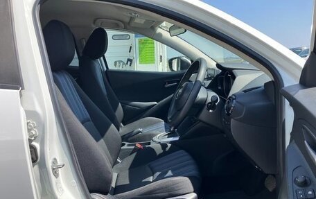 Mazda Demio IV, 2015 год, 780 000 рублей, 11 фотография