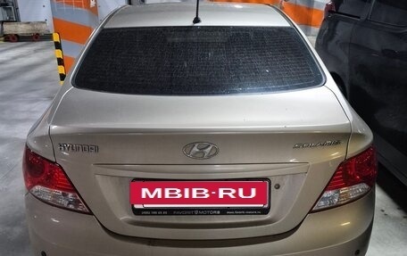 Hyundai Solaris II рестайлинг, 2012 год, 880 000 рублей, 2 фотография