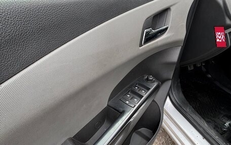 Chevrolet Aveo III, 2012 год, 950 000 рублей, 8 фотография