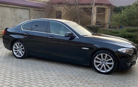 BMW 5 серия, 2010 год, 1 600 000 рублей, 2 фотография