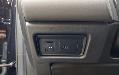 Land Rover Discovery Sport I рестайлинг, 2017 год, 2 350 000 рублей, 27 фотография