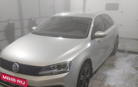 Volkswagen Jetta VI, 2015 год, 850 000 рублей, 6 фотография