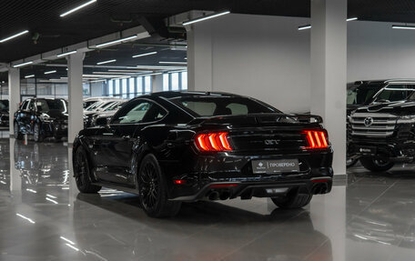 Ford Mustang VI рестайлинг, 2019 год, 4 900 000 рублей, 5 фотография