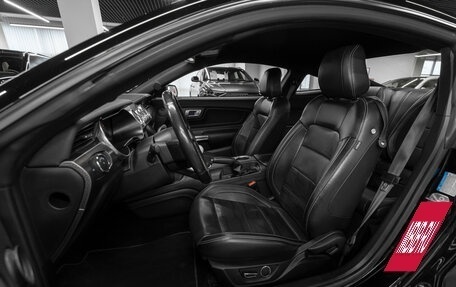 Ford Mustang VI рестайлинг, 2019 год, 4 900 000 рублей, 9 фотография