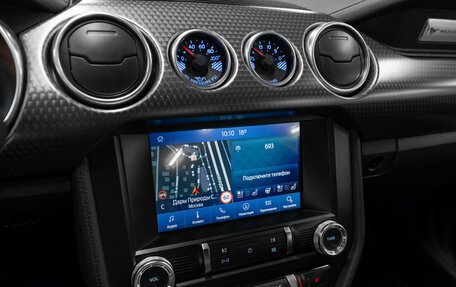 Ford Mustang VI рестайлинг, 2019 год, 4 900 000 рублей, 15 фотография