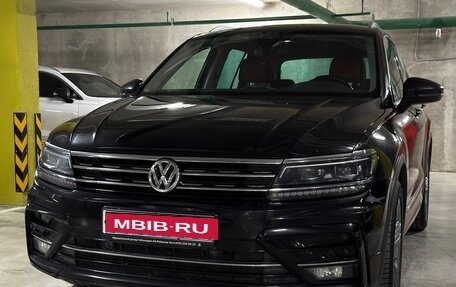 Volkswagen Tiguan II, 2019 год, 2 950 000 рублей, 1 фотография